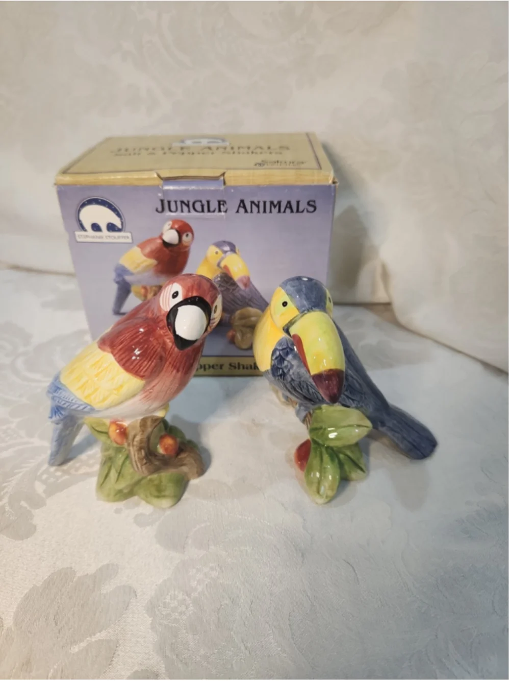 VTG Sakura Colorful Tucan and Parrot Birds Salt & Pepper Shakers 4 1/4